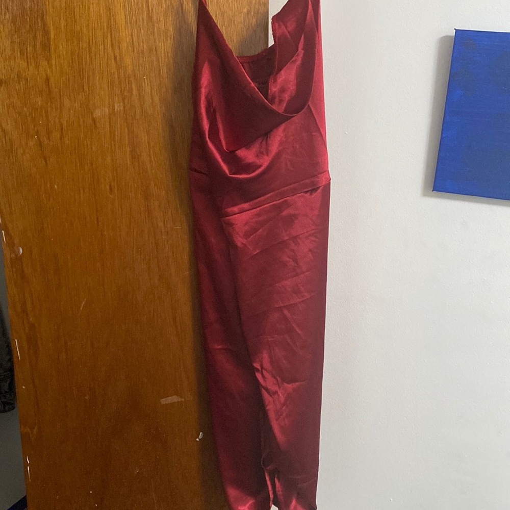 Both of these dresses is a XL , fit like a large. Worn once
